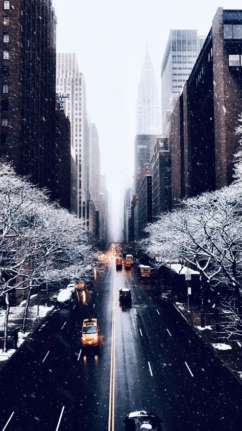 NYC. Iphone Wallpaper Black, Winter In New York, Winter Nyc, New York Winter, Wallpaper Tumblr, Nova York, New York Travel, Christmas Aesthetic, Travel Inspo