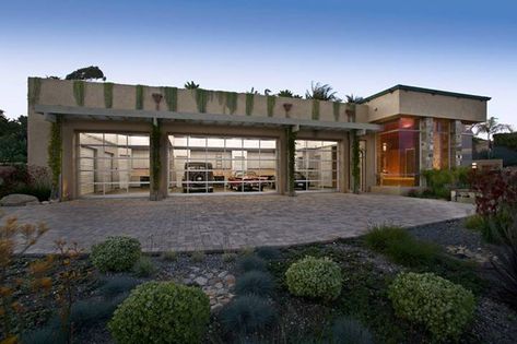 worlds best garages coolest Hillside Garage, Amazing Garages, Hanger Homes, Garage Plans Detached, Garage Pictures, Big Garage, Auto Garage, Garage Car, Cool Garages