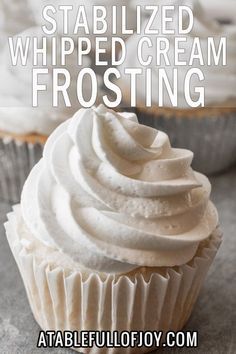 Icing For Decorating Cakes, Whip Cream Icing, White Cupcake Recipes, Stabilized Whipped Cream Frosting, Stabilized Whipped Cream, Cream Icing, Recipes With Whipping Cream, Whipped Frosting, White Cupcakes