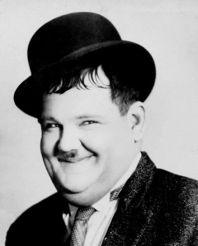 Black Hair Brown Eyes, Oliver Hardy, Comedy Duos, Laurel And Hardy, Dads Favorite, Georgia Usa, Hair Brown, Old Hollywood Glamour, Golden Age Of Hollywood