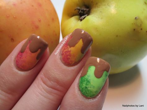 Caramel For Dipping Apples, Caramel For Dipping, Apple Nail Art, Caramel Nails, Apples With Caramel, Apple Nails, Thanksgiving Nail Designs, Halloween Nails Easy, Nails Inspired