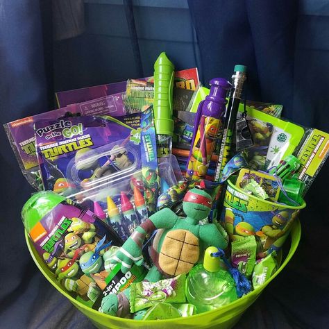 Ninja Turtles Gift Basket Www.conniescreations.storenvy.com Ninja Turtle Room Decor, Pikachu Characters, Family Easter Party, Cool Toys For Boys, Ninja Turtles Movie, Raffle Baskets, Easter Games, Xmas Wishes, Family Easter