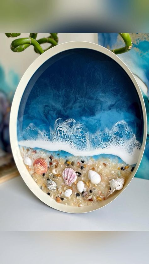 Resin Art With Stones, Resin Art For Beginners, Seni Resin, Resin And Wood Diy, Resin Decor, Resin Crafts Tutorial, Resin Art Painting, Diy Resin Projects, Resin Wall Art