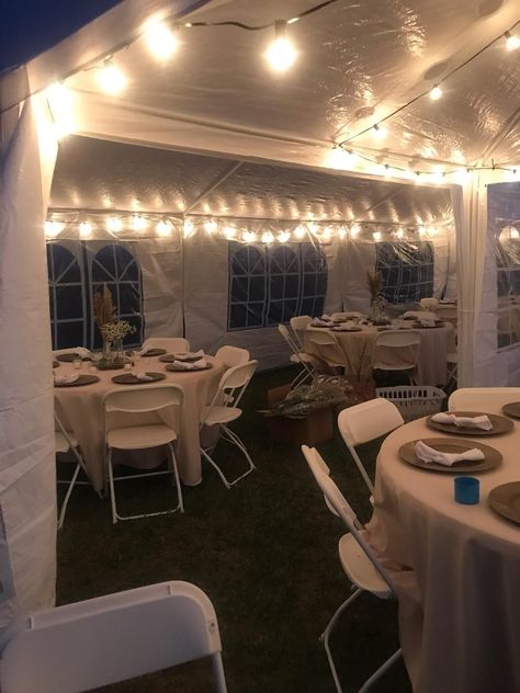 Outdoor Tent Birthday Party, Backyard Quinceanera Ideas Simple, Grad Party Tent Decorations, Party Tent Backyard, Party Tent Decorations Birthday, Backyard Sweet 16, Tent Party Ideas Backyards, Backyard Sweet 16 Party Ideas, Pole Tent Wedding