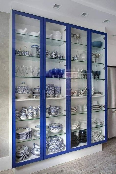 Kitchen Crockery, Crockery Cabinet Design, Crockery Cabinet, Crockery Unit Design, Almirah Designs, Crockery Unit, Desain Pantry, Interior Design Per La Casa, Kitchen Cupboard Designs