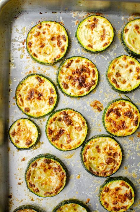 Air Fried Zucchini, Oven Roasted Zucchini, Fried Zucchini Recipes, Fried Zucchini, Roast Zucchini, Bake Zucchini, Zucchini Slice, Zucchini Fries, Dinner Options