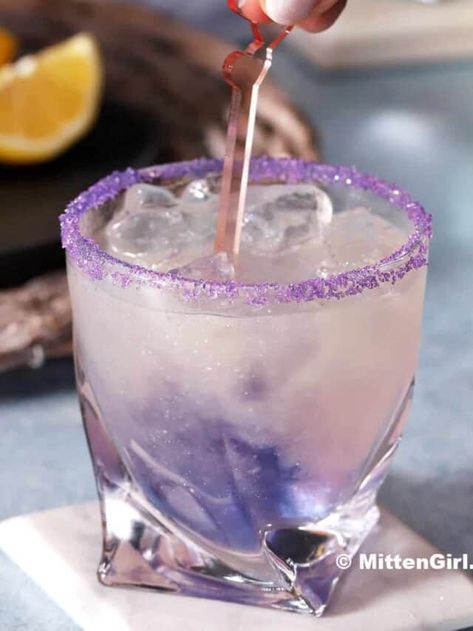 Fairy Fizz Punch Recipe, Unicorn Drinks Alcohol, Speak Now Inspired Drinks, Mocktail With Glitter, Mocktails Non Alcoholic With Glitter, Purple Glitter Drink, Edible Glitter Drinks For Kids, Speak Now Drinks, Fairy Mocktails