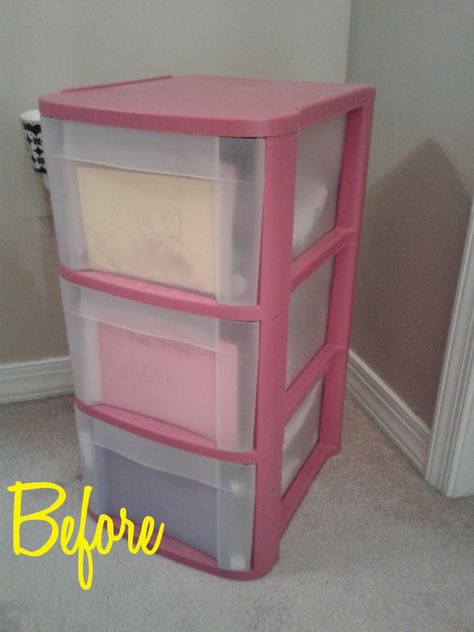 I found this pin to re-do a plastic drawer stand. I've had this pink plastic drawer since I was in college. It in no way goes with anyt... Diy Plastic Drawer Makeover, Paint Plastic Drawers, Decorate Plastic Drawers, Decorate Plastic Bins, Sock Owl, Plastic Drawer Makeover, Pretty Organization, Plastic Dresser, Splitting Wood