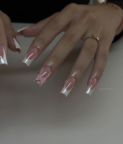 Pearl Chrome, Raspberry Cream Cheese, Bow Nails, Raspberry Cream, Nagel Tips, Girly Acrylic Nails, French Tip Acrylic Nails, Simple Acrylic Nails, French Acrylic Nails