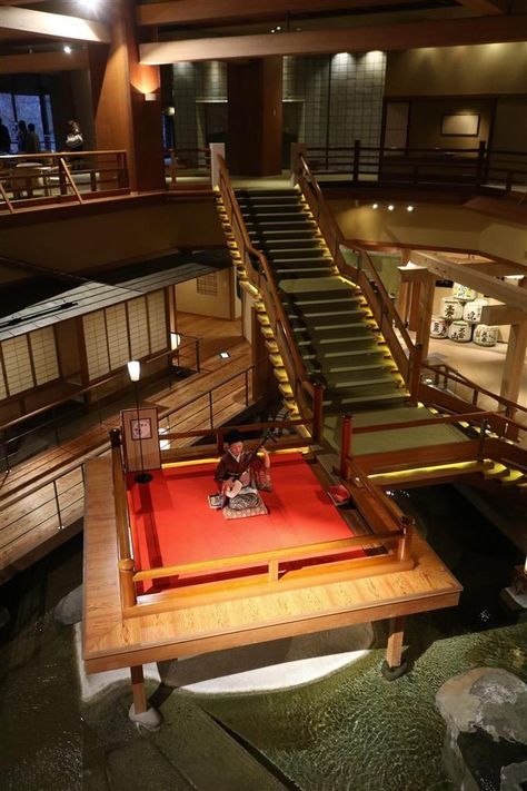 Fantasy Brothel, Japanese Castle Interior, Japan Castle, Building Scenery, Infinity Castle, Onsen Japan, Cool Fish Tanks, Castle Interior, Traditional Japanese House