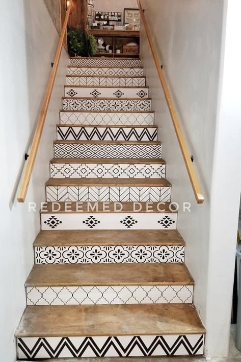 Boho Stairwell, Steps Design Interior Stairs Wood, Tile Stairs Outdoor, Stair Tiles Ideas, Tile Stairs Indoor Staircases, Boho Staircase, Minwax Stain Colors, Tiled Staircase, Staircase Design Modern