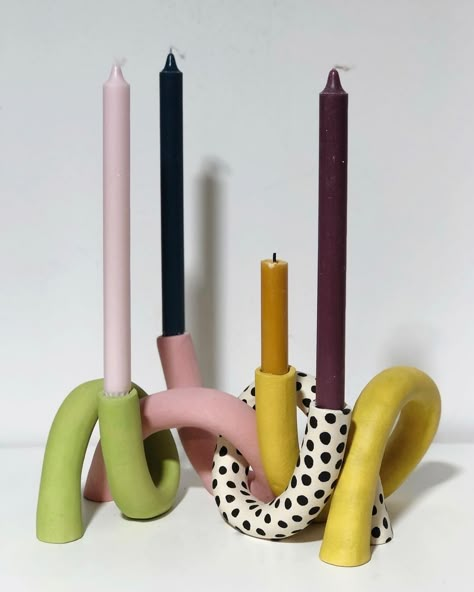 Check more at https://howcandothis.com/diyideas/50920/ Clay Candle Holders, Candle Crafts, Clay Candle, Candle Stands, Sculptures Céramiques, Diy Ceramic, Pottery Inspiration, Keramik Design, Ceramics Ideas