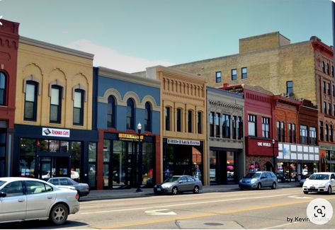 Downtown Revitalization Ideas, Historic Storefronts, Downtown Landscape, Minecraft Shops, Downtown Street, Small Towns Usa, Scale Model Ships, Small Town America, Main Street Usa