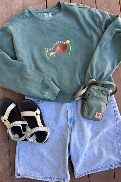 granola girl aesthetic
summer outfits for hiking & camping! Granola Fashion Outfits, Granola Girl Aesthetic Outfits Summer, Outfits For Hiking, Granola Girl Aesthetic Summer, Hike Outfit Summer, Granola Girl Summer Outfits, Granola Girl Aesthetic Outfits, Granola Girl Style, Summer Camp Outfits