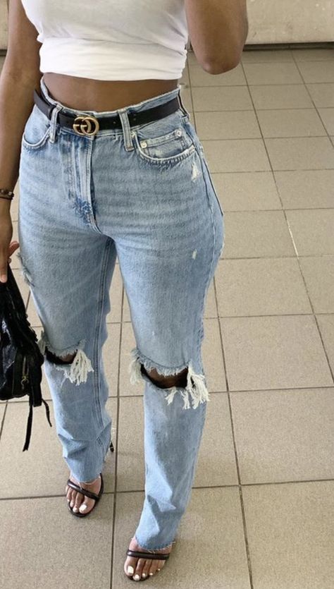 Boyfriend Jeans With Heels, How To Style Ripped Jeans, Boyfriend Jeans Style, Jeans With Heels, Ripped Boyfriend Jeans, Grown Women, Ripped Jean, Ripped Jeans, Boyfriend Jeans