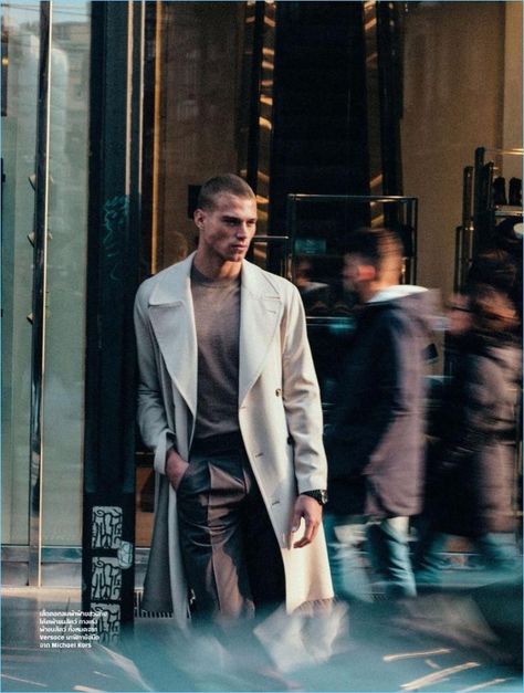 Matthew Noszka, Office Men, Portrait Photography Men, Mens Editorial, Men Photoshoot, Street Portrait, Mens Fashion Smart, Men Photography, Corte De Cabelo Masculino