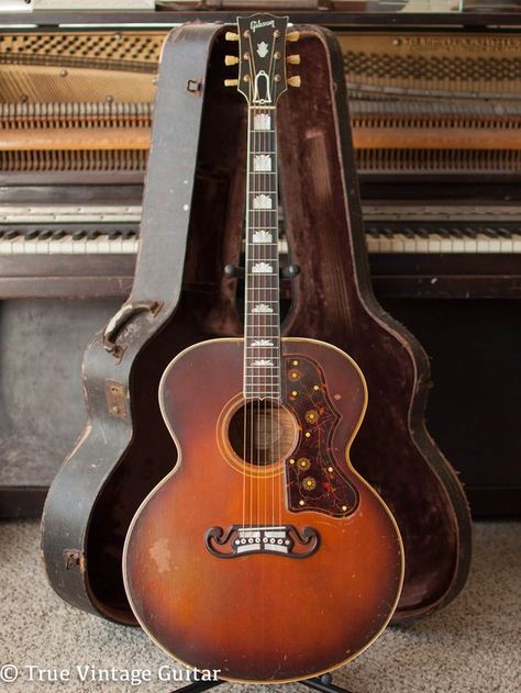 1948 Gibson SJ-200 with original Lifton case Vintage Guitars Acoustic, Playing A Guitar, Gibson Acoustic, Guitars Acoustic, Music Machine, Gibson Guitar, Guitar Gear, Gibson Guitars, Classic Guitar