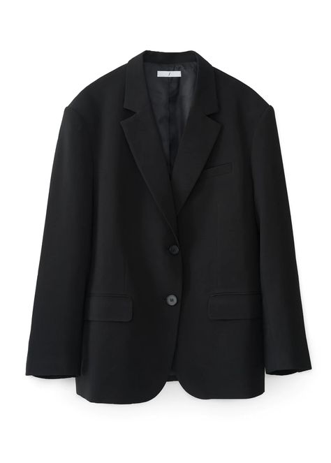 Filippa Hägg Chic Parisian Style, Photography Shirts, Stylish Outfits Casual, Oversized Coat, Oversized Blazer, Clothing Essentials, Tailored Jacket, Black Blazer, Black Slip Ons