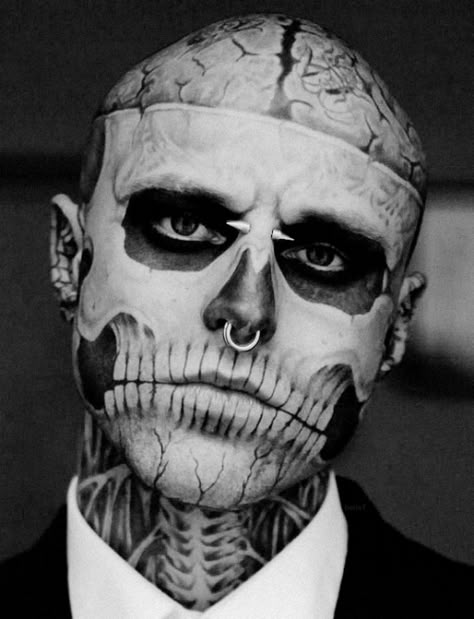 Rick Genest, Tattoo Homme, Halloween Hombre, Zombie Boy, Body Suit Tattoo, Halloween Makeup Scary, Full Body Tattoo, Creation Art, Male Makeup