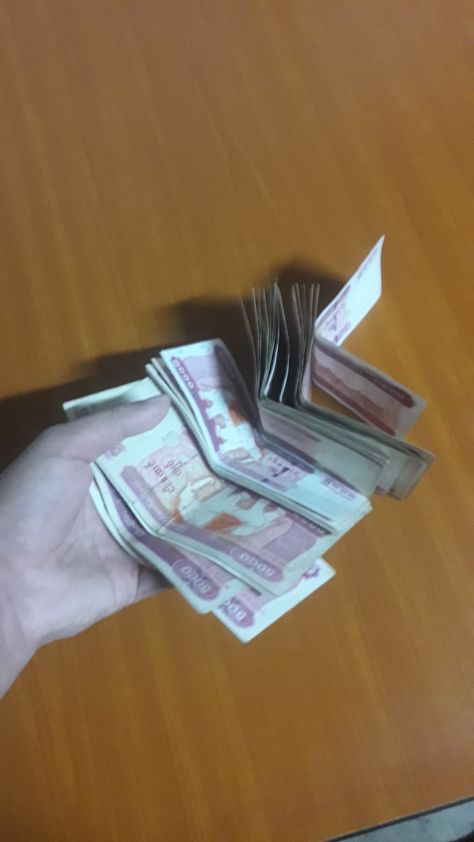 Money of the Myanmar country Myanmar Money Photo 10000, Myanmar Money Photo, Ig Ef, Myanmar Money, Funny Myanmar, Funny Lock Screen, Myanmar Country, Video Call With Boyfriend Prank, Emo Aesthetic Wallpaper