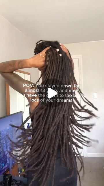 Tempestt on Instagram: "What’s your loc goal?   HEALTHY ‘down to the booty’ locs was always my goal. I used to say I would start trimming when they went past my booty butttt I have a new goal length level I want to unlock...   Have you reached your loc goal?  #locdin #downtothebootylocs #dttbl #locgoals #locjourney" Thick Locs On Black Women, Long Locs Hairstyles For Women, Extended Locs, 50 Locs, 100 Locs, Loc Products, Medium Locs, Free Form Locs, Thick Locs