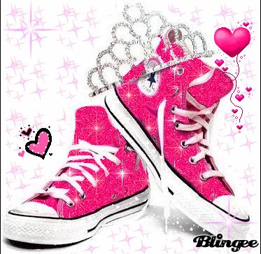 Sparkly pink Converse with pageant tiara...LOVE! <3 Pageant Tiara, Funky Footwear, Pink Sparkly Dress, I Love Pink, Converse Pink, Girls Converse, Twinkle Toes, Pink Converse, Scene Girls