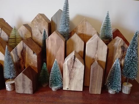 Wooden Block Houses Diy Christmas, Wood Christmas Village, Wooden Block Houses, Mac Christmas, Wood Block Houses, Christmas Village Decorations, What Will It Bee, Creative Calendar, Christmas Crafts Decor