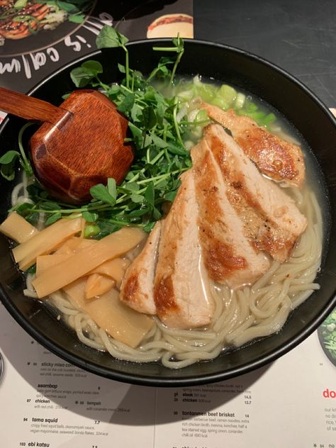 #food #japanese #ramen #ramennoodle #wagamamas #chicken Wagamama Chicken Ramen, Food Japanese, Chicken Ramen, Japanese Ramen, Ramen Noodles, Girls Night, Ramen, Good Food, Chicken