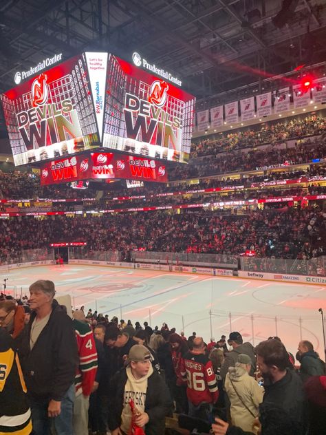 Devils Hockey, Hockey Aesthetic, Nj Devils, Hockey Arena, Jack Hughes, Hockey Men, Devil Aesthetic, Hot Hockey Players, Sports Media