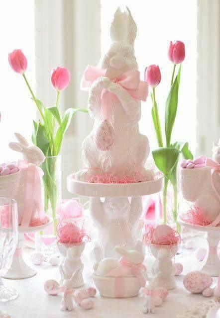 April Easter, Easter Table Settings, Easter Goodies, Easter Tablescapes, Easter Blessings, Easter Parade, Easter Inspiration, Pink Easter, Easter Centerpieces