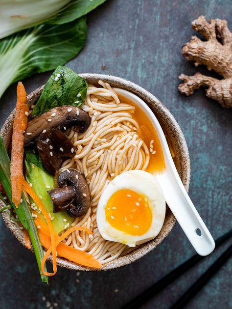 Ramen Bone Broth Recipe, Bone Broth Ramen Recipe, Bone Broth Ramen, Broth Bowls Recipes, Healing Broth, Broth Noodles, Broth Bowls, Healthy Ramen, Asian Diet