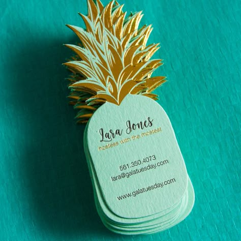 Small Business Cards Ideas, Business Cards Ideas, Cards Ideas Handmade, Gold Foil Business Cards, Unique Business Cards Design, Cute Business Cards, Buisness Cards, Foil Business Cards, Letterpress Business Cards