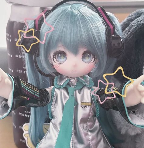 A Hairstyle, Hatsune Miku, The Past, Dolls, Hair, Pandas