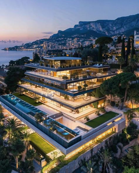 Huge Modern Mansions, Mega Modern Mansion, Modern Mansion Luxury, Rich Places, Penthouse Aesthetic, Dream House Pictures, Big Mansions, 3 Storey House Design, 3 Storey House