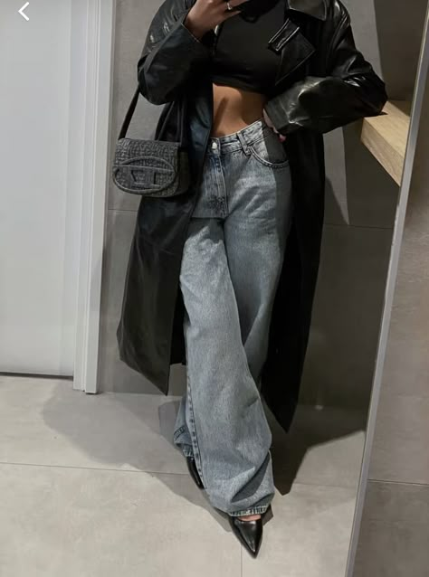 Outfits With Pump Heels, Jeans Pointed Heels Outfit, Close Toed Heels Outfit, Edgy Fall Streetwear Heels, Streetwear With Heels, Black Synthetic Heels For Streetwear, Pointed Toe Synthetic Heels For Streetwear, Baggy Jean Pointed Heel, Black Kitten Heels Outfit