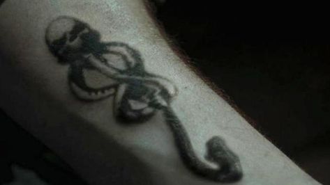 Harry Potter Dark Mark, Headcanon Harry Potter, Rabastan Lestrange, Stile Harry Potter, Severus Rogue, Draco Malfoy Aesthetic, Lucius Malfoy, Harry Potter Tattoos, Images Harry Potter