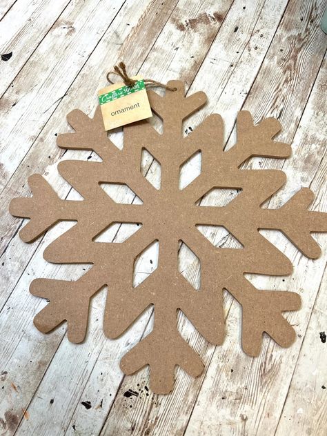 Simple Christmas Decorations Ideas, Hot Cocoa Decor Diy, Dollar Tree Wood Christmas Tree Diy, Christmas Crafts Dollar Tree Diy, Diy Gingerbread Wreath, Diy Gingerbread Outdoor Decorations, Christmas Diy Dollar Tree Craft Ideas, Diy Gingerbread Decorations Ideas, Gingerbread Kitchen Decorating Ideas Diy