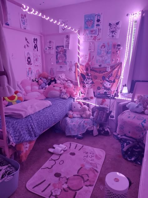 My Melody And Kuromi Room Ideas, Kuromi Themed Room, Room Decor Hello Kitty, Purple Themed Bedroom, My Little Pony Bedroom, Sanrio Bedroom, Kuromi Room, Hello Kitty Room, Kitty Room