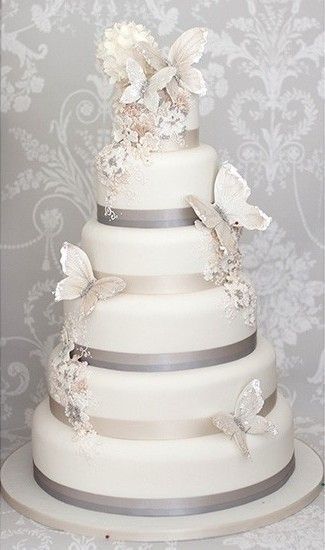 Butterfly Wedding Cake, Summer Wedding Decorations, Amazing Wedding Cakes, Handmade Cake, Gorgeous Wedding Cake, Butterfly Cakes, Butterfly Wedding, Cake Trends, White Wedding Cake