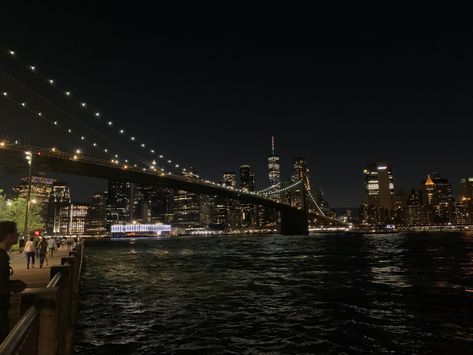 City Lights Wallpaper Laptop, Elegant Wallpaper Laptop, City Aesthetic Banner, Aesthetic City Night Wallpaper, Brooklyn Aesthetic New York, Brooklyn New York Aesthetic, Nyc Banner, Brooklyn Bridge Aesthetic, New York Aesthetic Night