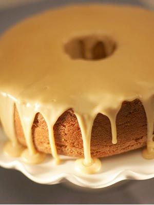 Caramel glaze spills down a brown sugar pound cake. - GREAT recipe for both the cake and the icing. Brown Sugar Pound Cake, Caramel Cake Recipe, Southern Cake, Cake With Caramel, Caramel Glaze, Caramel Cake, Maple Glaze, Glaze Recipe, Angel Food Cake