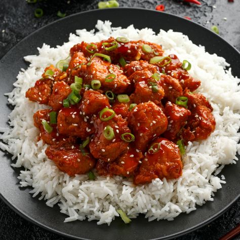 Firecracker Chicken Recipe | Delicious Spicy Chicken General Tsao, Chinese Dishes Recipes, Command Cooking, Sauce Satay, Firecracker Chicken, Cracker Chicken, General Tso's Chicken, Fire Cracker, Tso Chicken