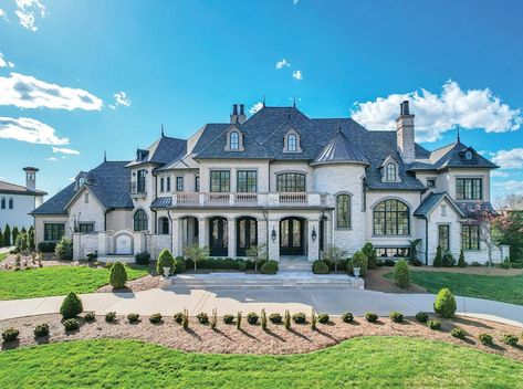 Hilltop Estate, Mansion Exterior, Franklin Tennessee, Dream Life House, Brick Stone, 3d Tour, Franklin Tn, Luxury Homes Dream Houses, Design Your Dream House