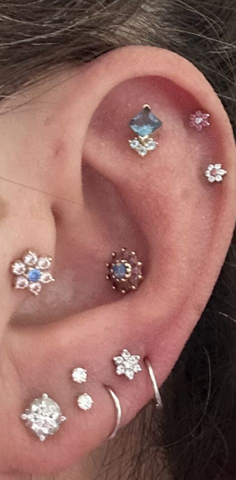 Constalation Ear Piercings, Helix Earrings Impuria Ear Piercing Jewelry, Ear Piercings Constellation Impuria Ear Piercing Jewelry, Bvla Jewelry Helix, Astrology Piercing Ear, Surface Piercing, Jewerly Art, Helix Piercing, Crown Jewels