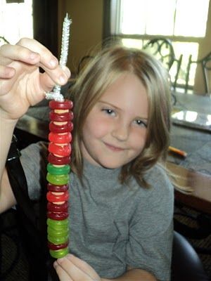 Build a spinal cord with Lifesavers candies and a pip cleaner... the pipe cleaner keeps it flexible, but the candies show how the smaller, separate bones move when the back bends. Wagon Wheel Pasta, Apologia Anatomy, People Exercising, Let Me Think, Human Body Science, Human Body Activities, Child Life Specialist, Human Body Unit, Human Body Systems