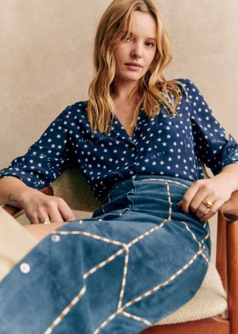 Florence Shirt - Sézane x Pangea - Stars All Over - Silk - Sézane Blue Shirt Women, Embroidered Denim Shirt, Blue Midi Skirt, Cute Winter Outfits, French Blue, Embroidered Denim, Silk Shirt, Shirt Collar, Blue Shirt