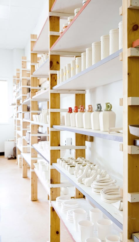 Pottery Studio Shelves, Red Raven, Studio Layout, Workshop Studio, Pottery Workshop, Ceramic Workshop, Studio Organization, Clay Studio, Deco Stickers