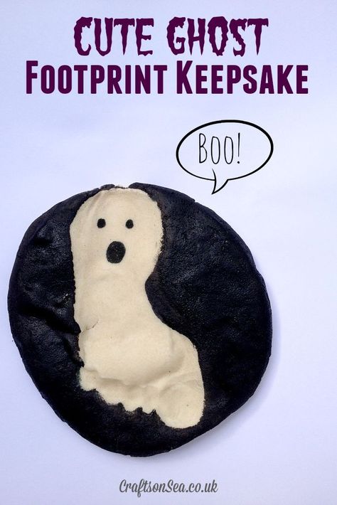 Cute Ghost Footprint Keepsake Hand Artwork, Halloween Activities For Toddlers, Monster Activities, Kids Smile, Fun Halloween Games, Footprint Keepsake, Footprint Craft, Crafts For Toddlers, Halloween Crafts For Toddlers