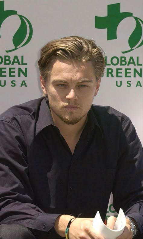 Leonardo Dicaprio Hairstyle, Leonardo Dicaprio Beard, Sheriff Outfit, Leonardo Dicaprio Hair, Jawline Exercise, Hair Contouring, Brad Pitt And Angelina Jolie, Leonardo Dicaprio 90s, Hot Hero