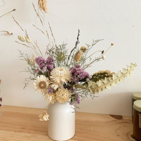 New little bud arrangement Inspired by the French countryside💜 Dried Flower Vase Decor, Pots With Dried Flowers, Vase For Dried Flowers, Dried Lavendar Vase, Dried Flower Centerpiece Purple, Vase Dry Flower, Flowers In Ceramic Vase, Purple Flower Decor, Dry Flowers Decor